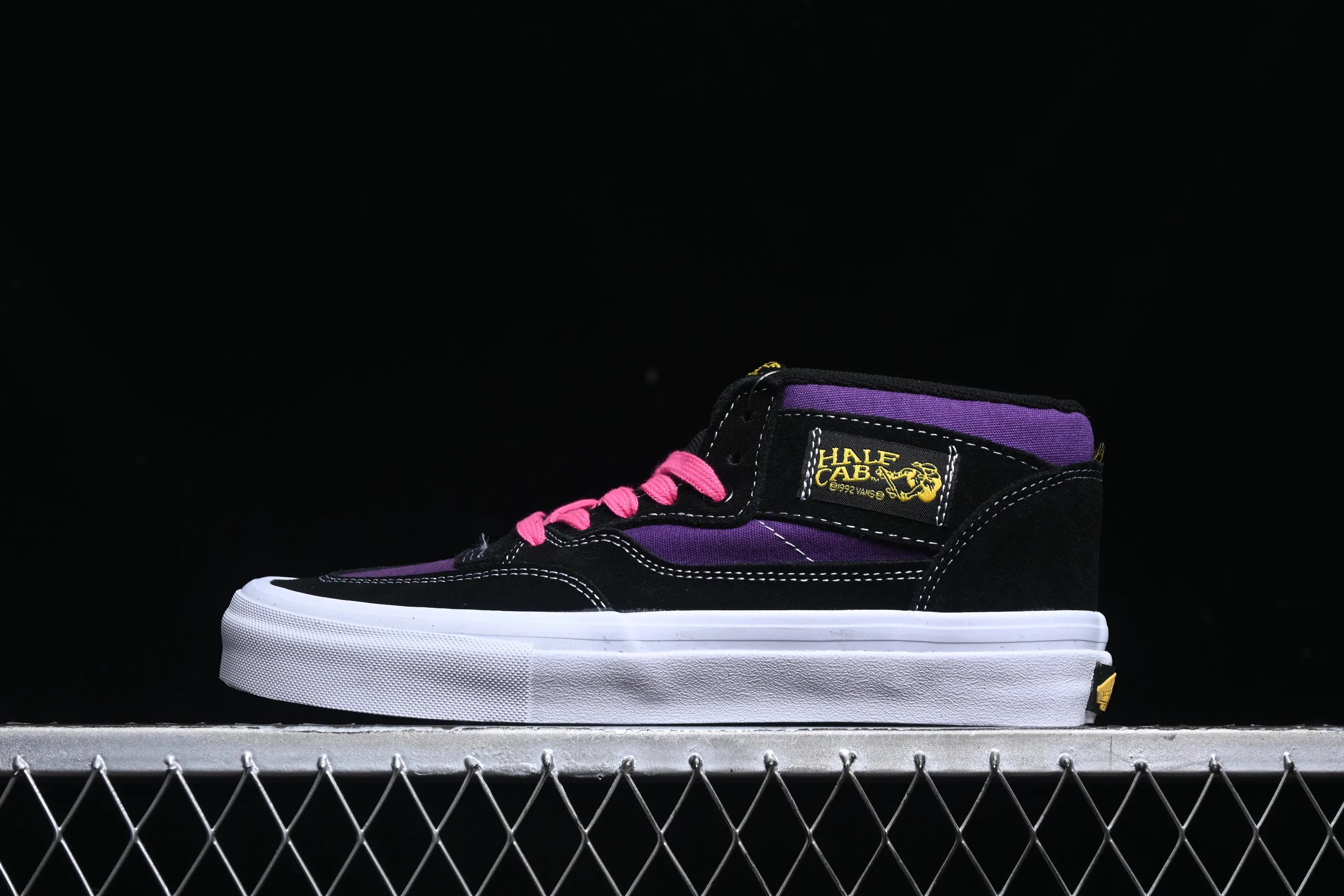 All categories Vans Vans series Vans Mid Vans China Vans Half Cab Pro Vans official retro casual simple versatile skateboard shoes VN0A2Z34B5P